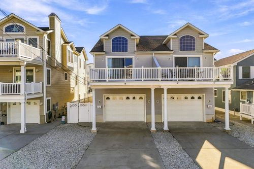 east-138 53rd St, Sea Isle City, NJ, 08243-1608 | Card Image