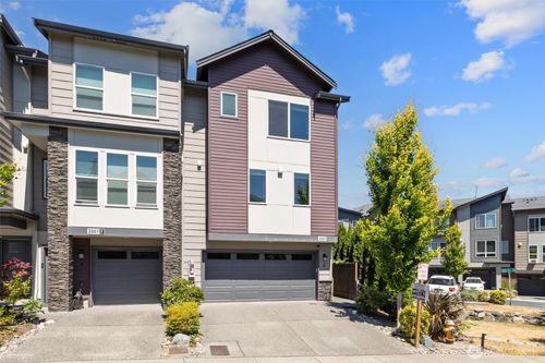 unit-g-2007 130th Pl Sw, Everett, WA, 98204-6382 | Card Image