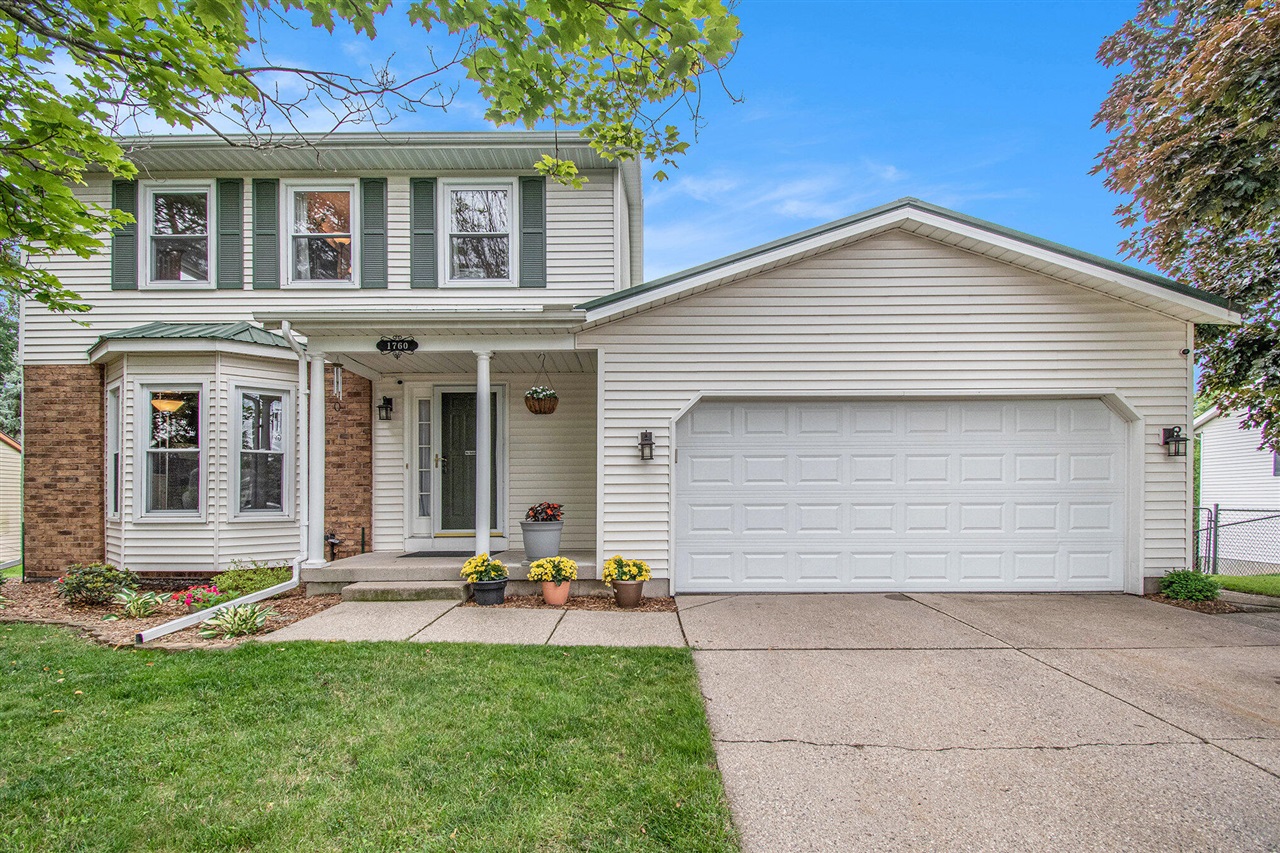 Forest Lake Dr, Grand Rapids, MI 49546