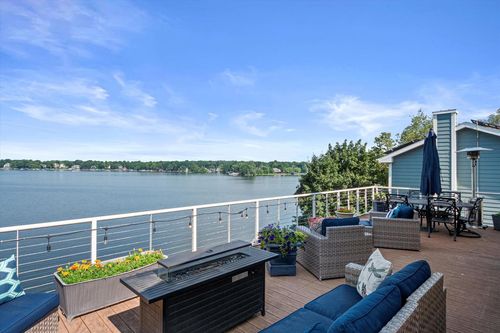 W332N6211 County Road C, Nashotah, WI, 53058-9435 | Card Image