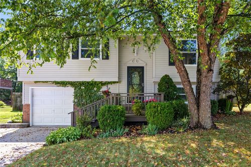 144 Mcdonald Dr, Cranberry Twp, PA, 16066-5646 | Card Image