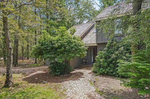 214 Snow Ridge Cir, Lake Harmony, PA, 18624 | Card Image