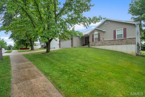 507 Woolf Rd, Warrenton, MO, 63383-6232 | Card Image