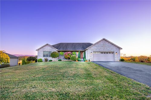 3 Stone Ridge Dr, Smock, PA, 15480-1141 | Card Image