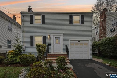 401 Walnut St, Nutley, NJ, 07110-1336 | Card Image