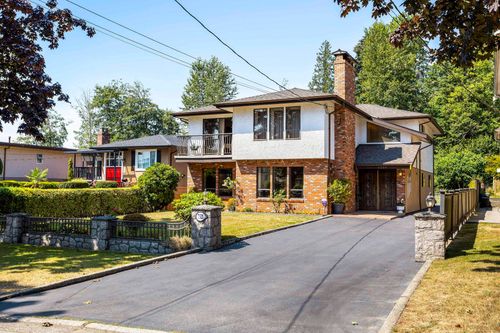 7321 Union St, Burnaby, BC, V5A1J1 | Card Image