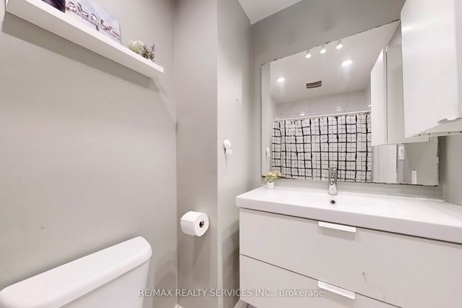 37 - 960 Glen St, Condo with 3 bedrooms, 2 bathrooms and 1 parking in Oshawa ON | Image 18