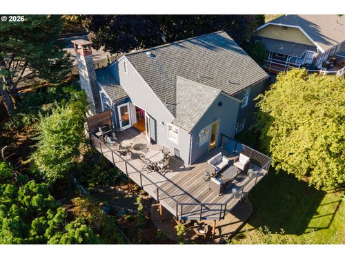 1016 Oak St, HoodRiver, OR, 97031 | Card Image