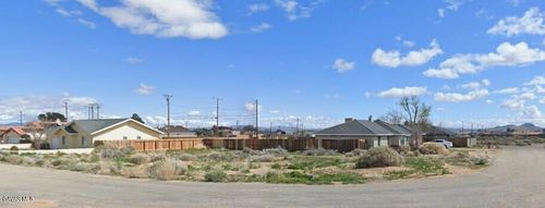 7901 Kalmia Avenue, California City, CA, 93505 | Card Image