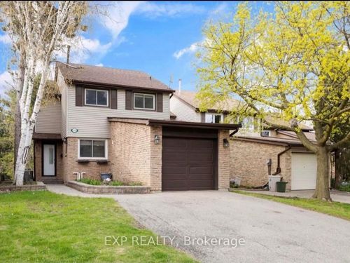 122 Royal Palm Dr, Brampton, ON, L6Z1P7 | Card Image