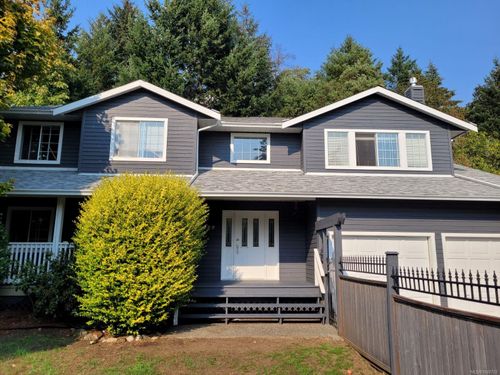 2689 Crystalview Dr, Victoria, BC, V9B5S5 | Card Image