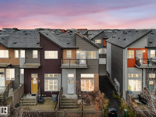 {{alt}} | Card Image