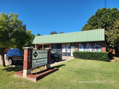 209 N Main St, Mansfield, TX, 76063-1701 | Card Image