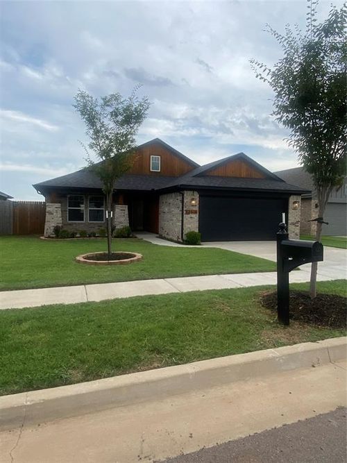 12616 Nw 4th St, Yukon, OK, 73099-7886 | Card Image