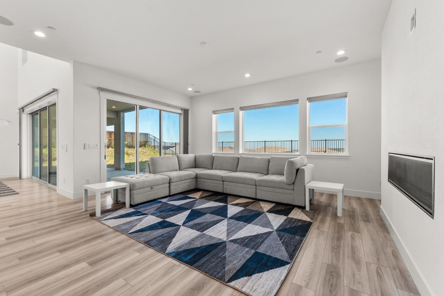 Residential Lease in El Dorado Hills 4