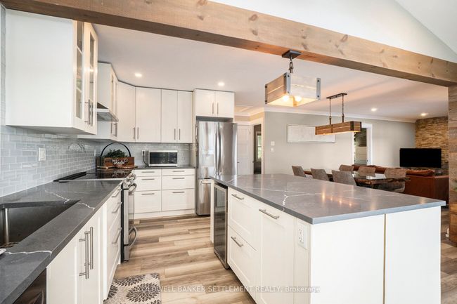 473 Sherbrooke Dr, House other with 3 bedrooms, 1 bathrooms and 4 parking in Maberly ON | Image 4