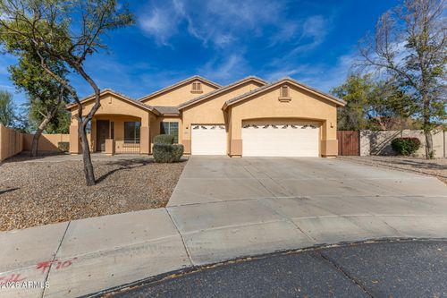 8690 W Morten Ave, Glendale, AZ, 85305-3940 | Card Image