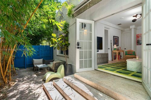 b-1045 Michigan Ave, Miami Beach, FL, 33139-4813 | Card Image