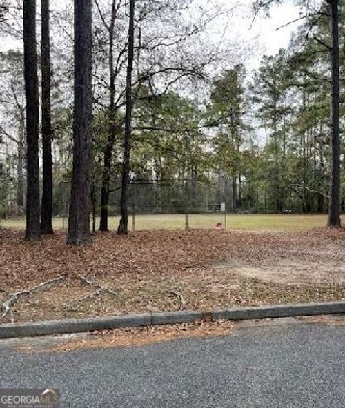 4716 Misty Valley Cir, Valdosta, GA, 31602-4960 | Card Image