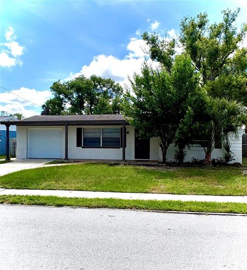 4606 Eastwood Ln, HOLIDAY, FL, 34690-1825 | Card Image