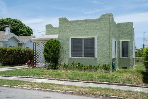 a-4116 Virginia Ter, West Palm Beach, FL, 33405-2557 | Card Image
