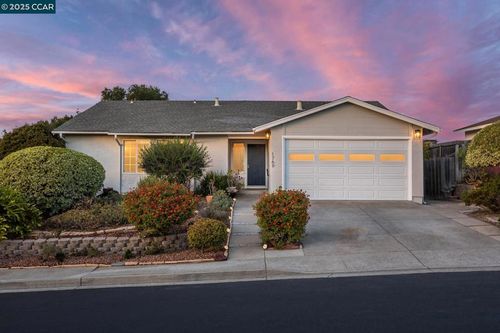 1769 Redwood Rd, Hercules, CA, 94547-1338 | Card Image