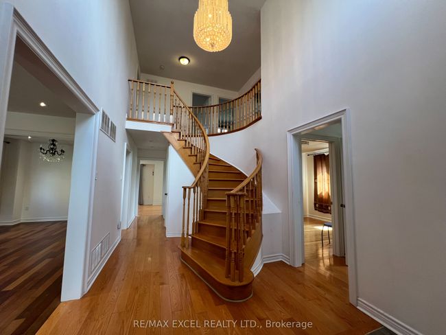17 Caldbeck Ave, House other with 5 bedrooms, 4 bathrooms and 2 parking in Markham ON | Image 4