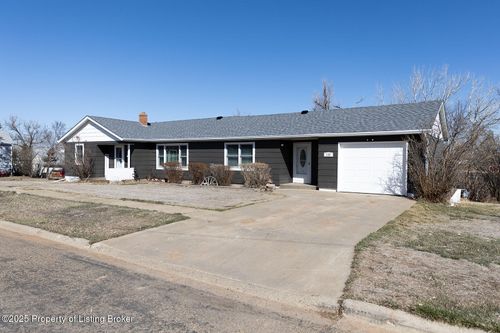 116 5th St Se, Beach, ND, 58621 | Card Image