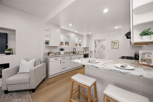 201 S Melrose St, Placentia, CA, 92870-5925 | Card Image