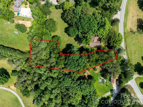 99999 Bear Creek Rd, Leicester, NC, 28748 | Card Image