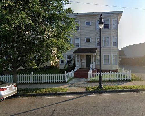apt-1r-448 Dickinson St, Springfield, MA, 01108-2770 | Card Image