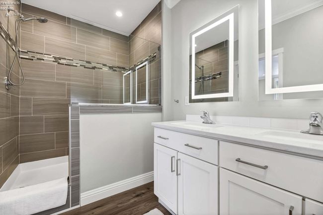 10850 E Bayshore Rd, House other with 3 bedrooms, 2 bathrooms and 1 parking in Marblehead OH | Image 34