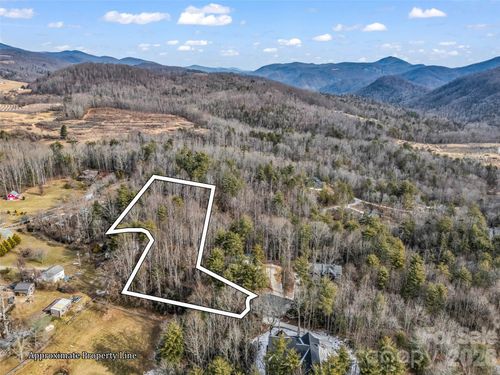 88 Summer Shade Ct, Hendersonville, NC, 28792-0511 | Card Image