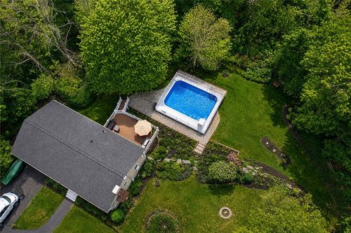 422 Rockland Rd, Scituate, RI, 02857-1611 | Card Image