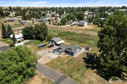 319 S Warren St, Waterville, WA, 98858 | Card Image