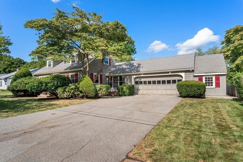 20 Oakhurst Rd, Beverly, MA, 01915-1227 | Card Image