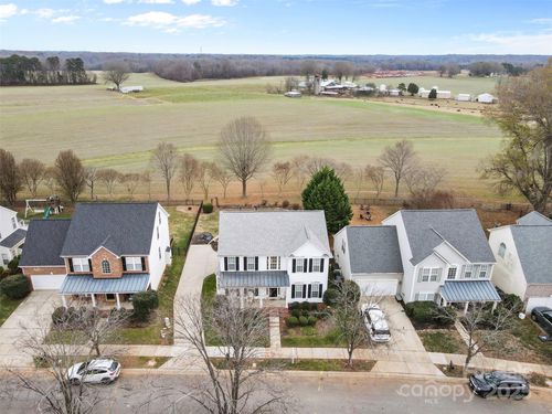 176-8802 Cool Meadow Dr, Huntersville, NC, 28078-1270 | Card Image