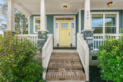 424 N Beryl Ln, Chesnee, SC, 29323-8049 | Card Image