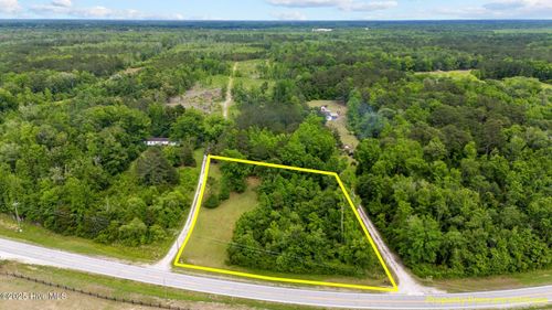 1735 Streets Ferry Rd, Vanceboro, NC, 28586-8336 | Card Image