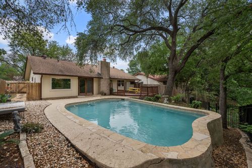 5300 Suburban Dr, Austin, TX, 78745-2388 | Card Image