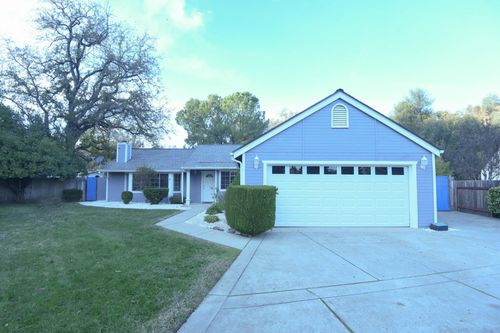 476 Aquamarine Way, Redding, CA, 96003-3475 | Card Image