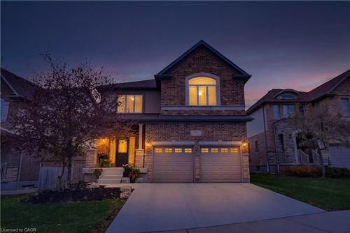 755 Pasture Rose St, Waterloo, ON, N2V0C4 | Card Image