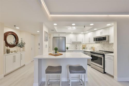 apt-305-7430 Sunshine Skyway Ln S, ST PETERSBURG, FL, 33711-4980 | Card Image