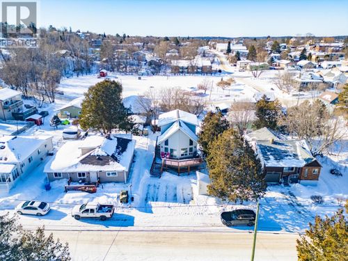 408 Bay St, Keewatin, ON, P0X1C0 | Card Image