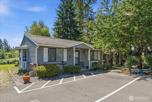 d-406 E Pioneer St, Granite Falls, WA, 98252-8426 | Card Image