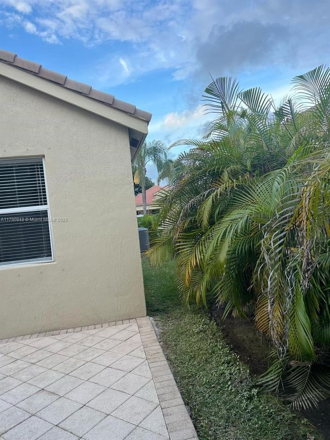 3922 Diamond Palladium Ter, House other with 2 bedrooms, 2 bathrooms and null parking in Boynton Beach FL | Image 18