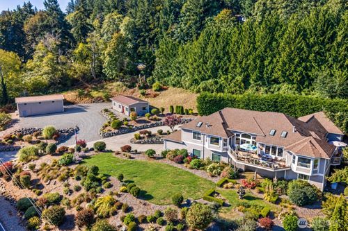 3904 Fidalgo Bay Road, Anacortes, WA, 98221 | Card Image