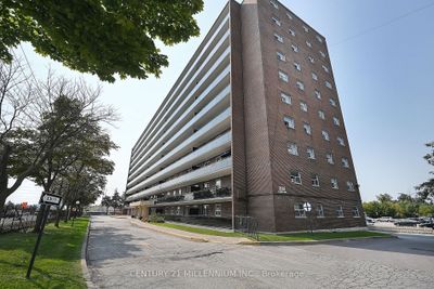 802 - 3533 Derry Rd E, Condo with 2 bedrooms, 1 bathrooms and 1 parking in Mississauga ON | Image 1