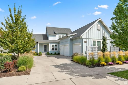 10703 S Beach Comber Way, South Jordan, UT, 84009-6103 | Card Image