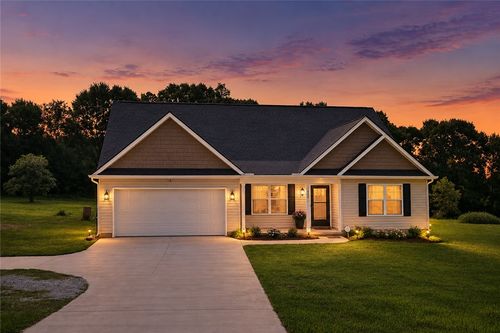 800 Broadway School Rd, Belton, SC, 29627-8210 | Card Image